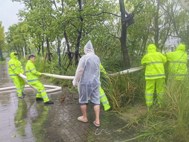 0918_175613_675.jpg 6-ÉϺ£ÊÀ²©ÎÄ»¯¹«Ô°.jpg